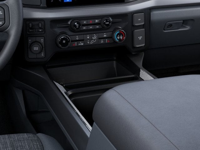 2027 Ford Super Duty F-350 DRW XLT DRW