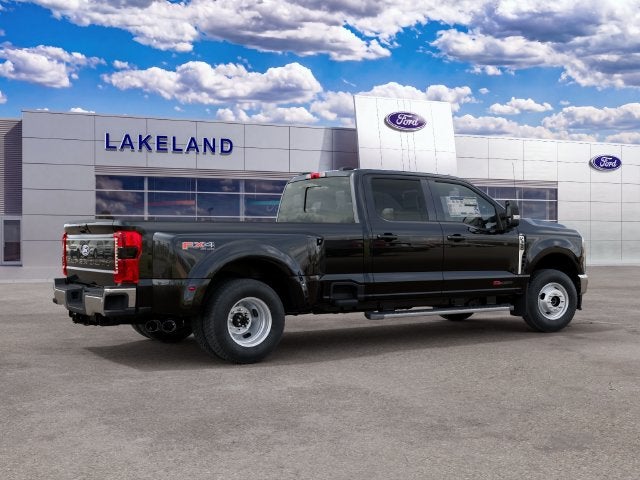 2027 Ford Super Duty F-350 DRW XLT DRW