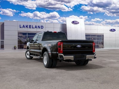 2027 Ford Super Duty F-350 DRW XLT DRW