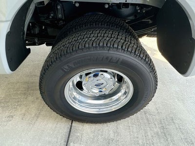 2026 Ford Super Duty F-350 DRW Lariat DRW
