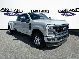 2026 Ford Super Duty F-350 DRW Lariat DRW