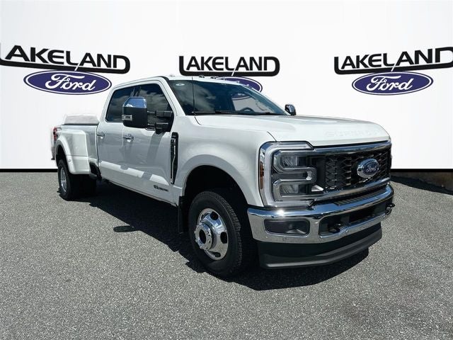 2026 Ford Super Duty F-350 DRW Lariat DRW