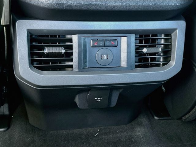 2026 Ford Super Duty F-350 DRW Lariat DRW
