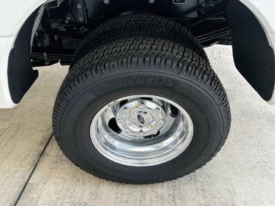 2026 Ford Super Duty F-350 DRW Lariat DRW