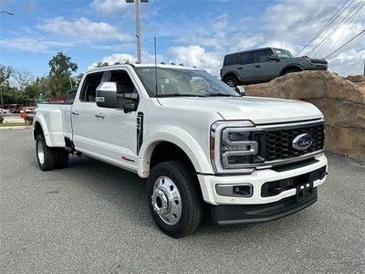 2026 Ford Super Duty F-450 DRW Platinum