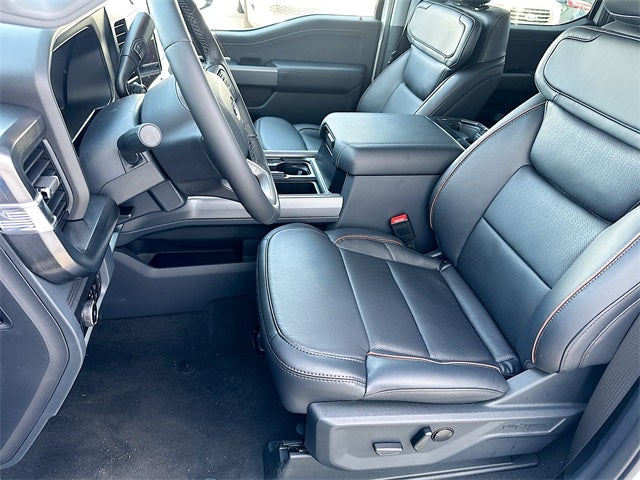 2026 Ford Super Duty F-450 DRW Lariat