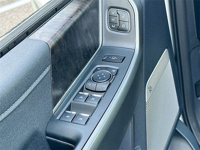 2026 Ford Super Duty F-450 DRW Lariat