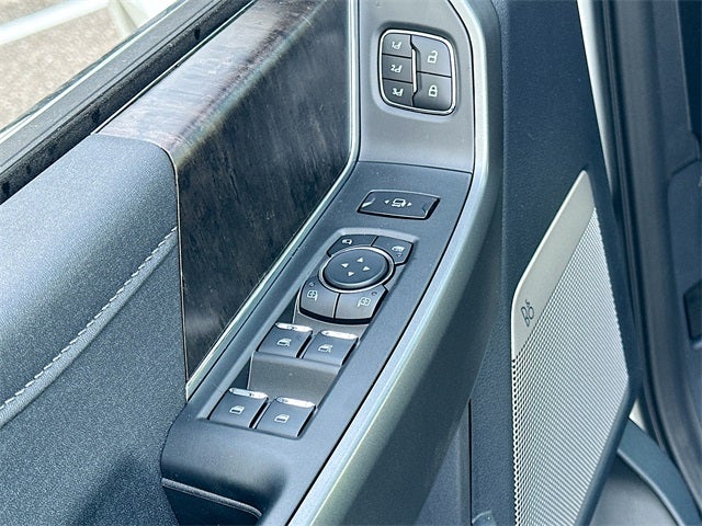 2026 Ford Super Duty F-450 DRW Lariat