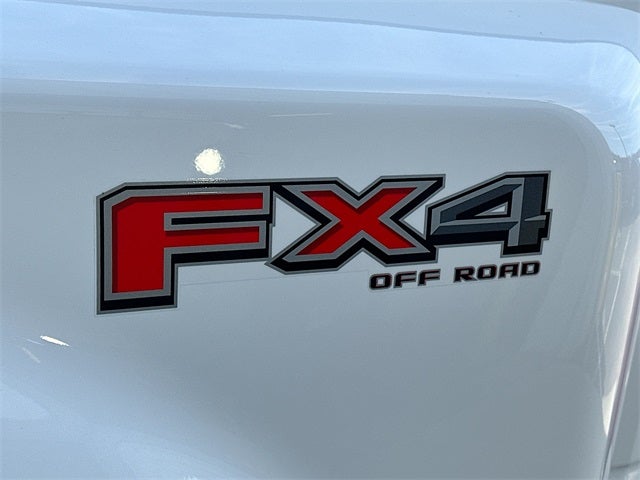 2026 Ford Super Duty F-450 DRW Lariat