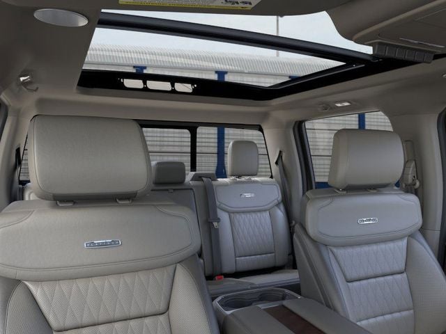 2026 Ford Super Duty F-450 DRW Platinum DRW