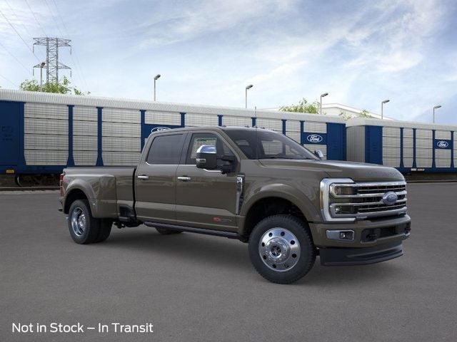 2026 Ford Super Duty F-450 DRW Platinum DRW