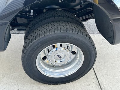 2026 Ford Super Duty F-450 DRW Platinum
