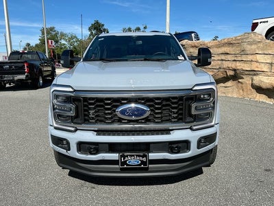 2026 Ford Super Duty F-450 DRW Platinum DRW