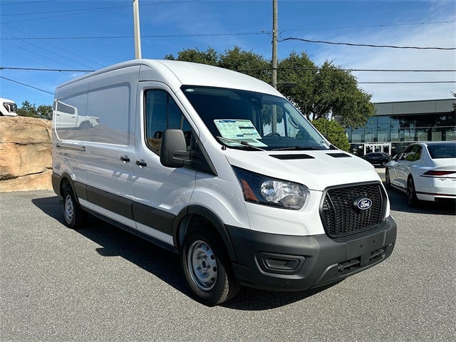 2026 Ford Transit Cargo Van Base