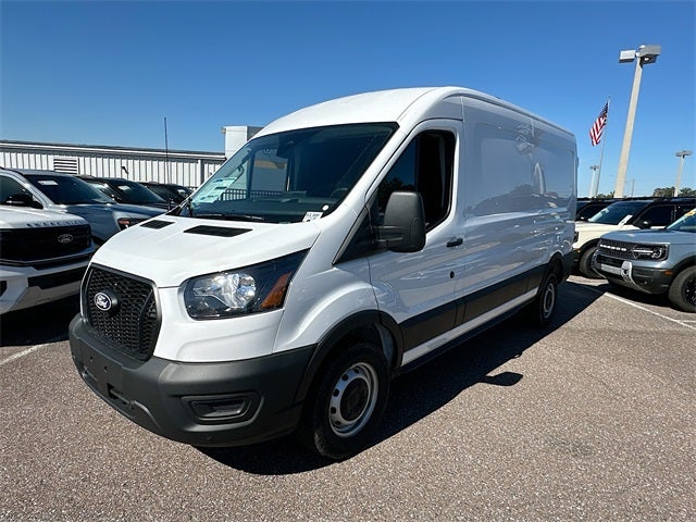 2026 Ford Transit Cargo Van Base