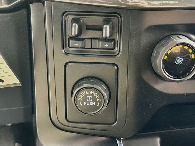 2023 Ford F-150 STX