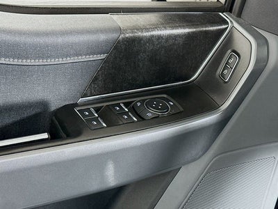 2023 Ford F-150 Lightning XLT