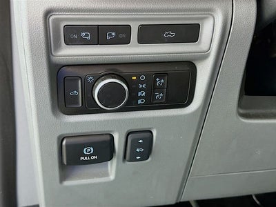 2023 Ford F-150 Lightning XLT