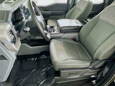 2023 Ford F-150 Lightning XLT