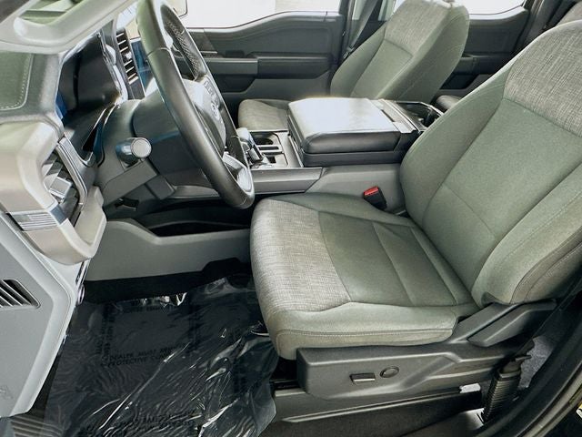 2023 Ford F-150 Lightning XLT