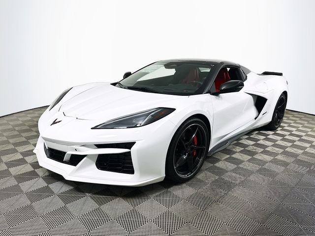 2025 Chevrolet Corvette E-Ray 2LZ