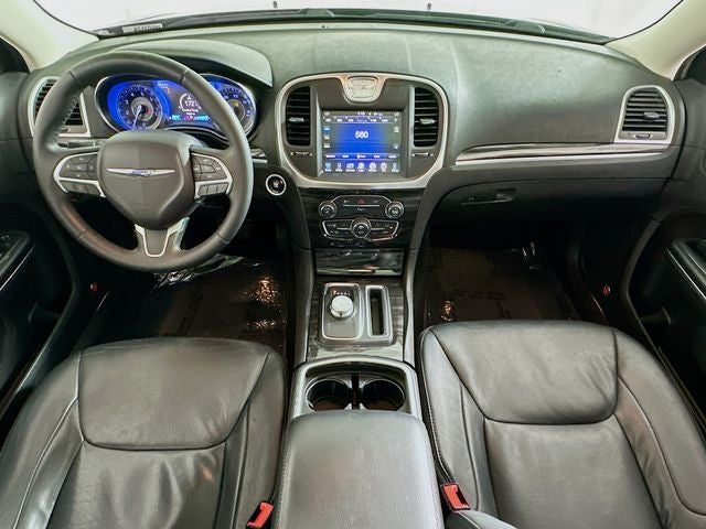 2016 Chrysler 300 Limited