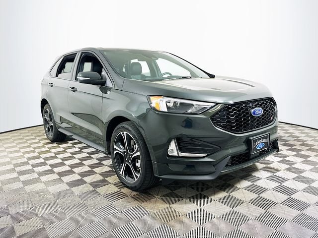 2022 Ford Edge St