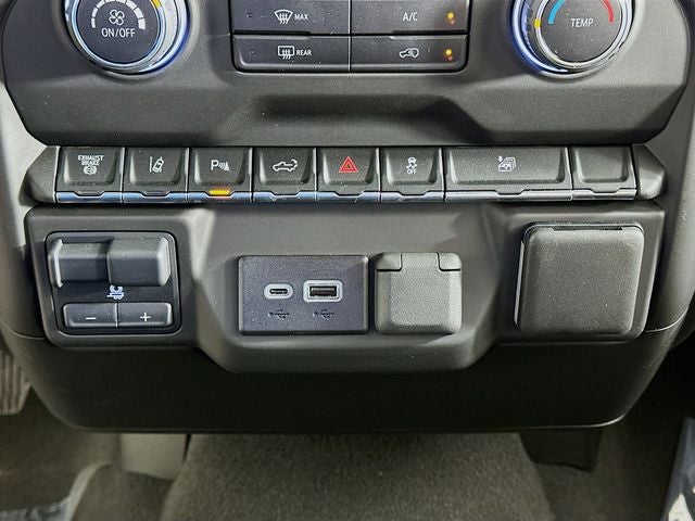 2025 Chevrolet Silverado 2500HD Custom