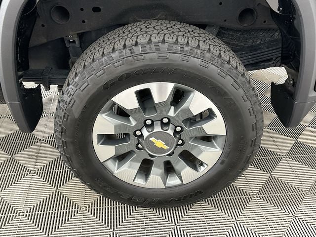 2025 Chevrolet Silverado 2500HD Custom