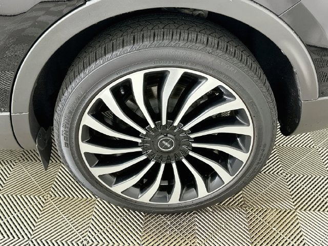 2023 Lincoln Nautilus Black Label