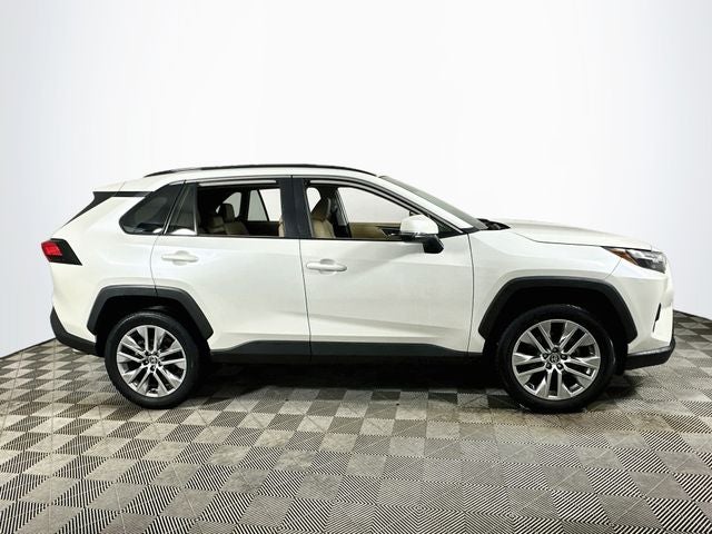 2022 Toyota RAV4 XLE Premium