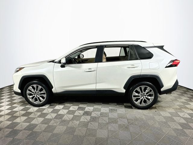 2022 Toyota RAV4 XLE Premium