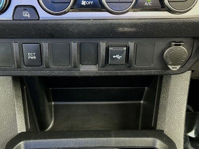 2022 Toyota Tacoma SR V6