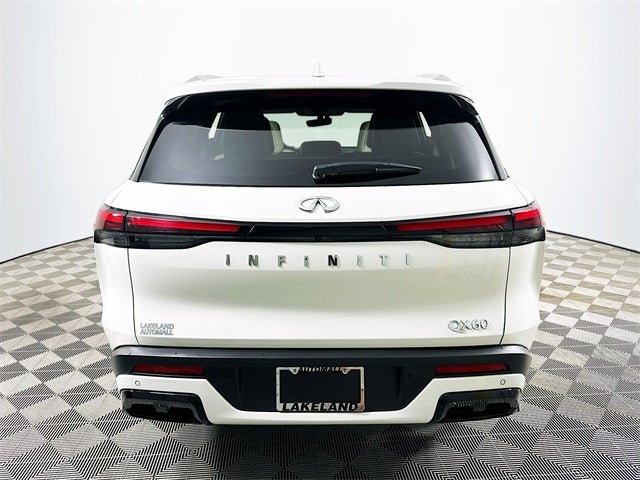 2024 INFINITI QX60 LUXE