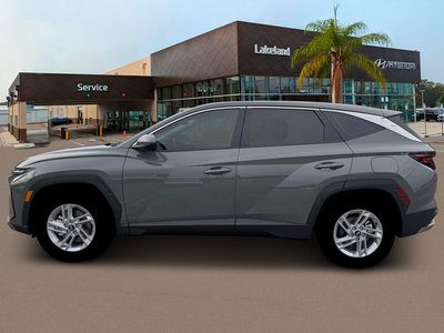 2026 Hyundai Tucson SE FWD