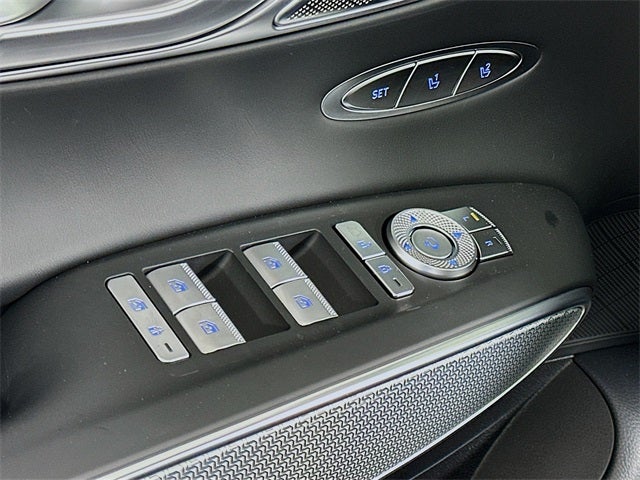 2025 Genesis GV70 2.5T