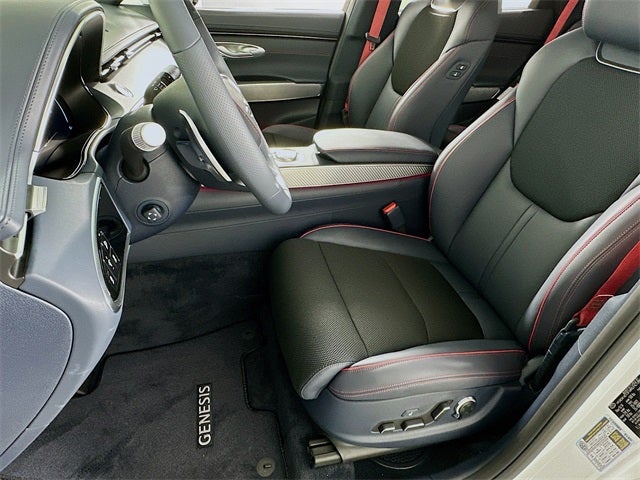 2025 Genesis GV70 2.5T