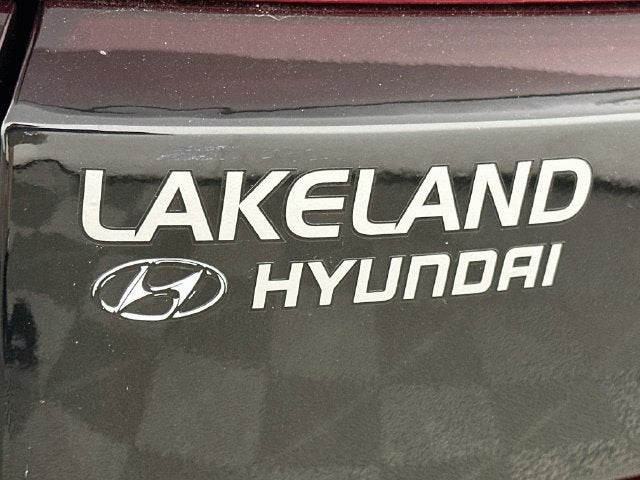 2027 Hyundai Santa Fe Hybrid SE