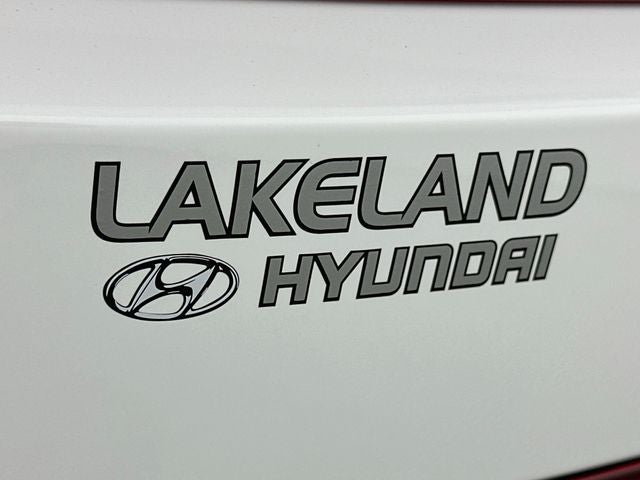 2027 Hyundai Santa Fe SE FWD