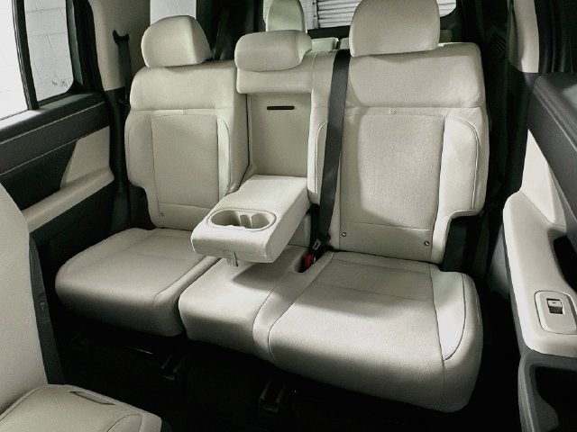2027 Hyundai Santa Fe SE FWD