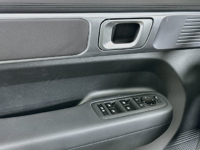 2027 Hyundai Santa Fe SE FWD