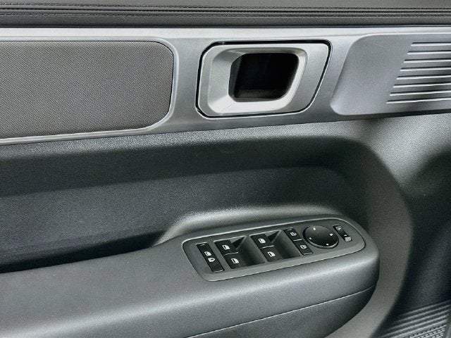 2027 Hyundai Santa Fe SE FWD