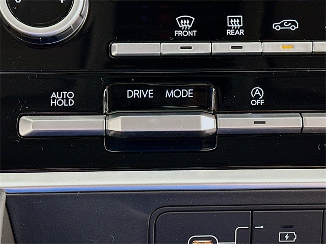 2026 Hyundai Santa Fe SE FWD