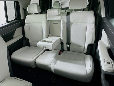 2026 Hyundai Santa Fe SE FWD