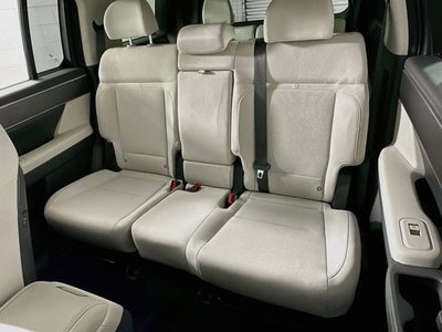 2027 Hyundai Santa Fe SE FWD