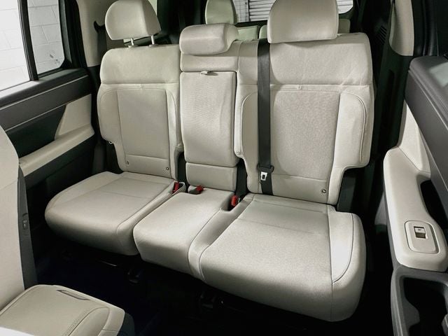 2027 Hyundai Santa Fe SE FWD
