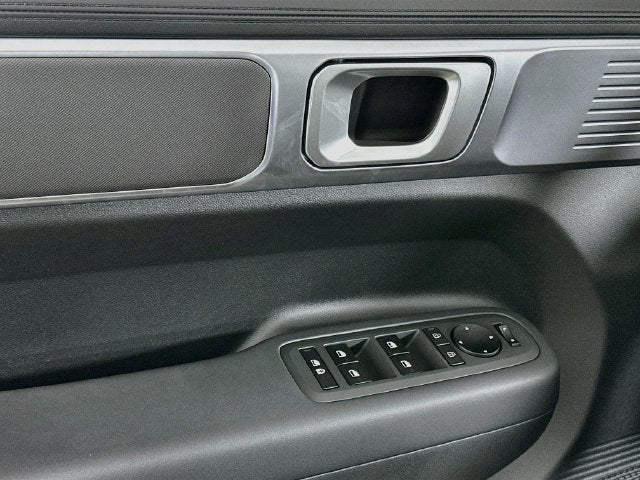 2027 Hyundai Santa Fe SE FWD