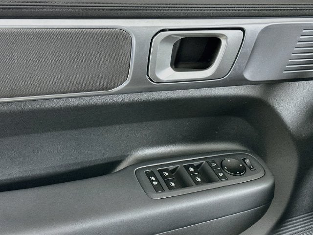 2027 Hyundai Santa Fe SE FWD