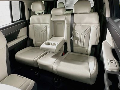 2027 Hyundai Santa Fe SEL FWD