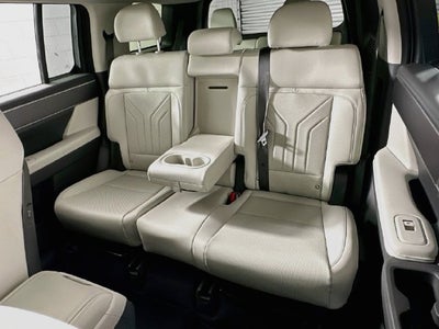 2027 Hyundai Santa Fe SEL FWD